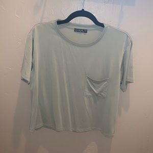 olive green cropped tee